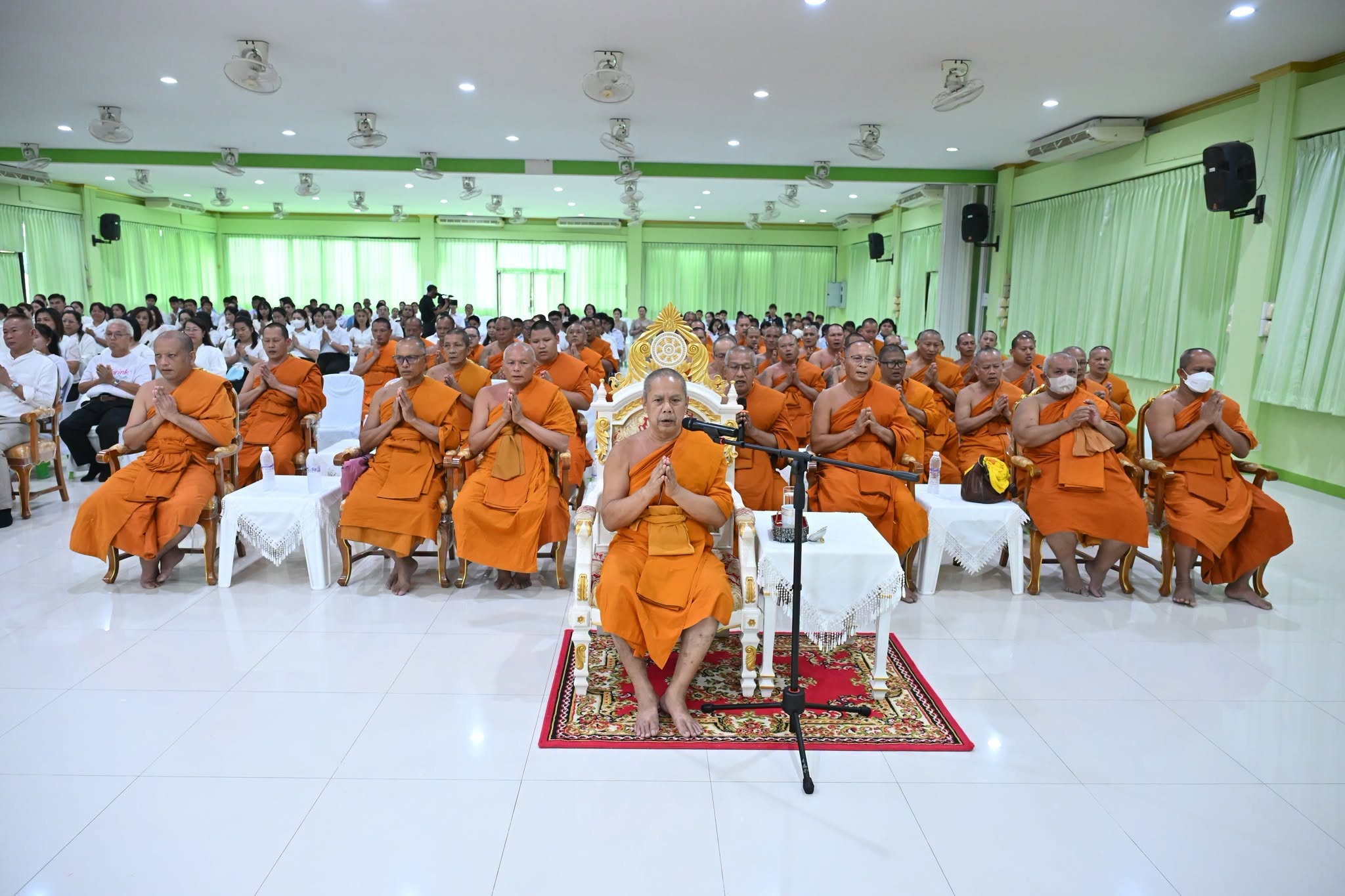 title - ส.ป.ก.นครปฐม เข้าร่วมพิธีเจริญพระพุทธมนต์ เจริญจิตตภาวนา เพื่อถวายเป็นพระราชกุศล เนื่องในวันคล้ายวันพระราชสมภพ สมเด็จพระนางเจ้าสิริกิติ์ พระบรมราชินีนาถ พระบรมราชชนนีพันปีหลวง “รวมพลังสร้างสัปปายะสู่วัดด้วยวิถี 5 ส” ตามโครงการวัด ประชา รัฐ สร้างสุข